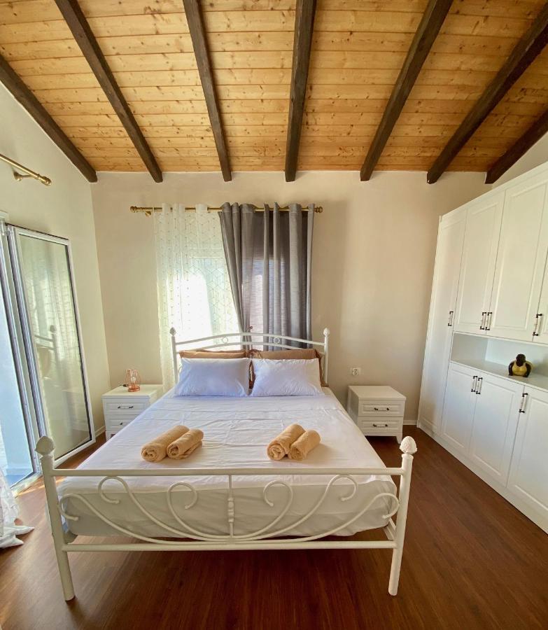 Villa Tani'S House Sarandë Esterno foto