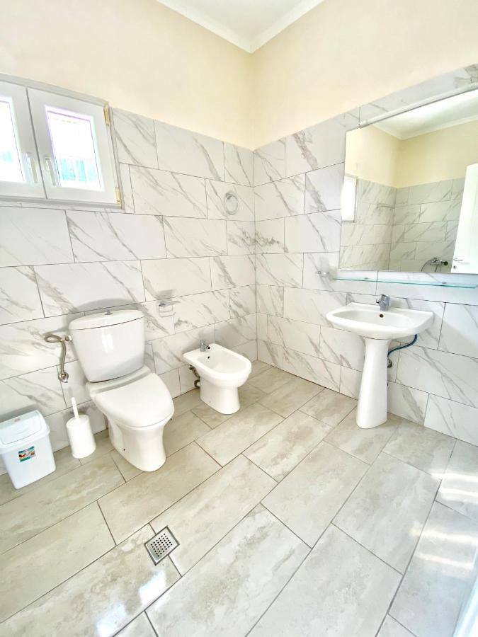 Villa Tani'S House Sarandë Esterno foto